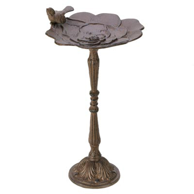 #D1319 Rustic Iron Birdbath